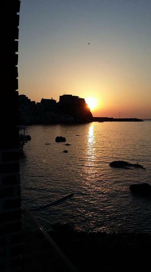 Gabbiano Azzurro Flat Chianalea Lejlighed Scilla Eksteriør billede
